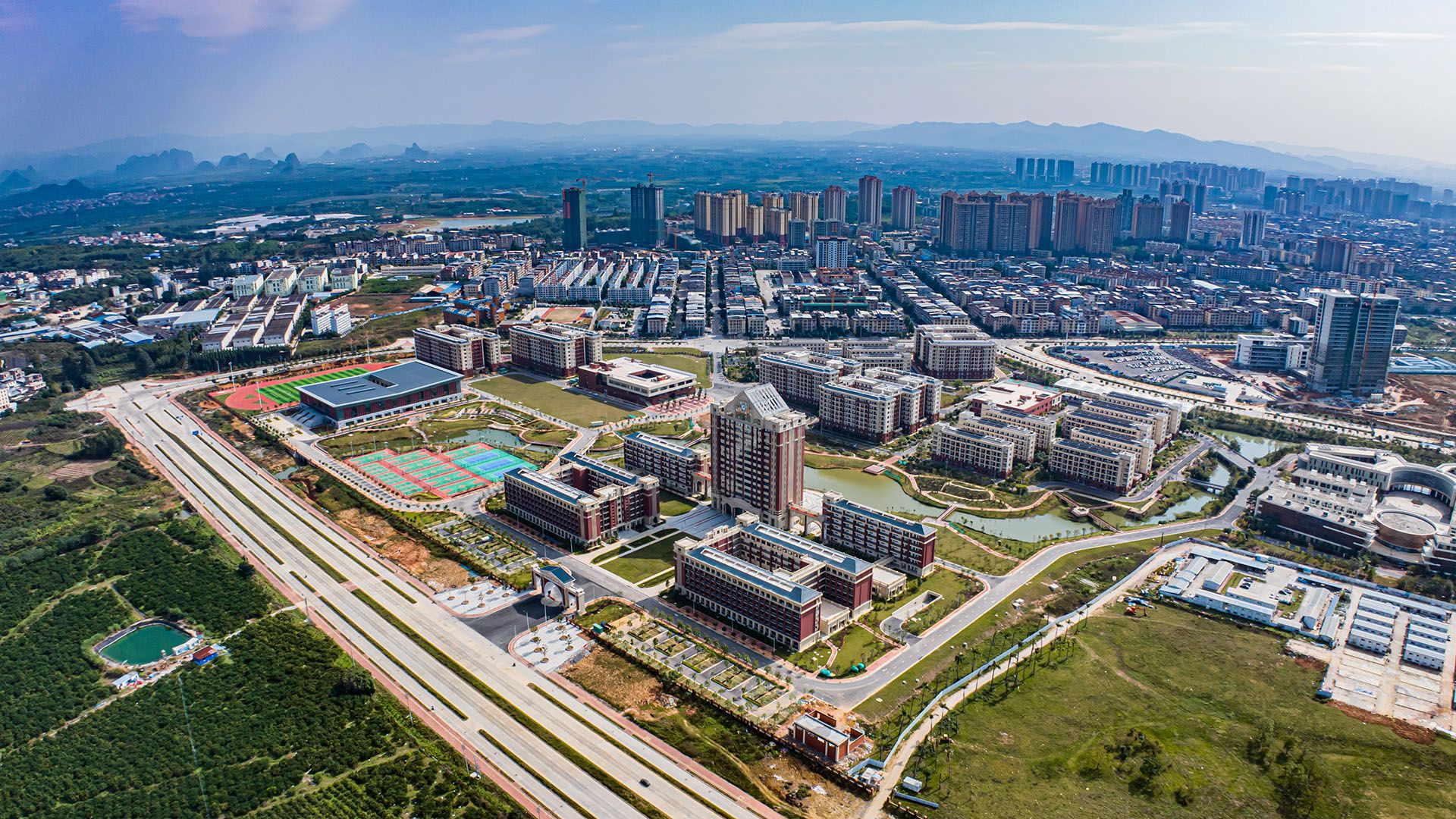 武鸣校区全景图