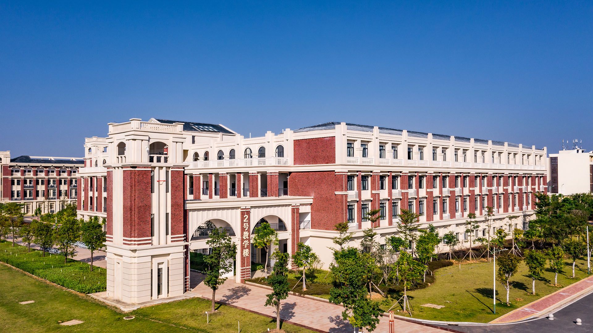 武鸣校区2号教学楼